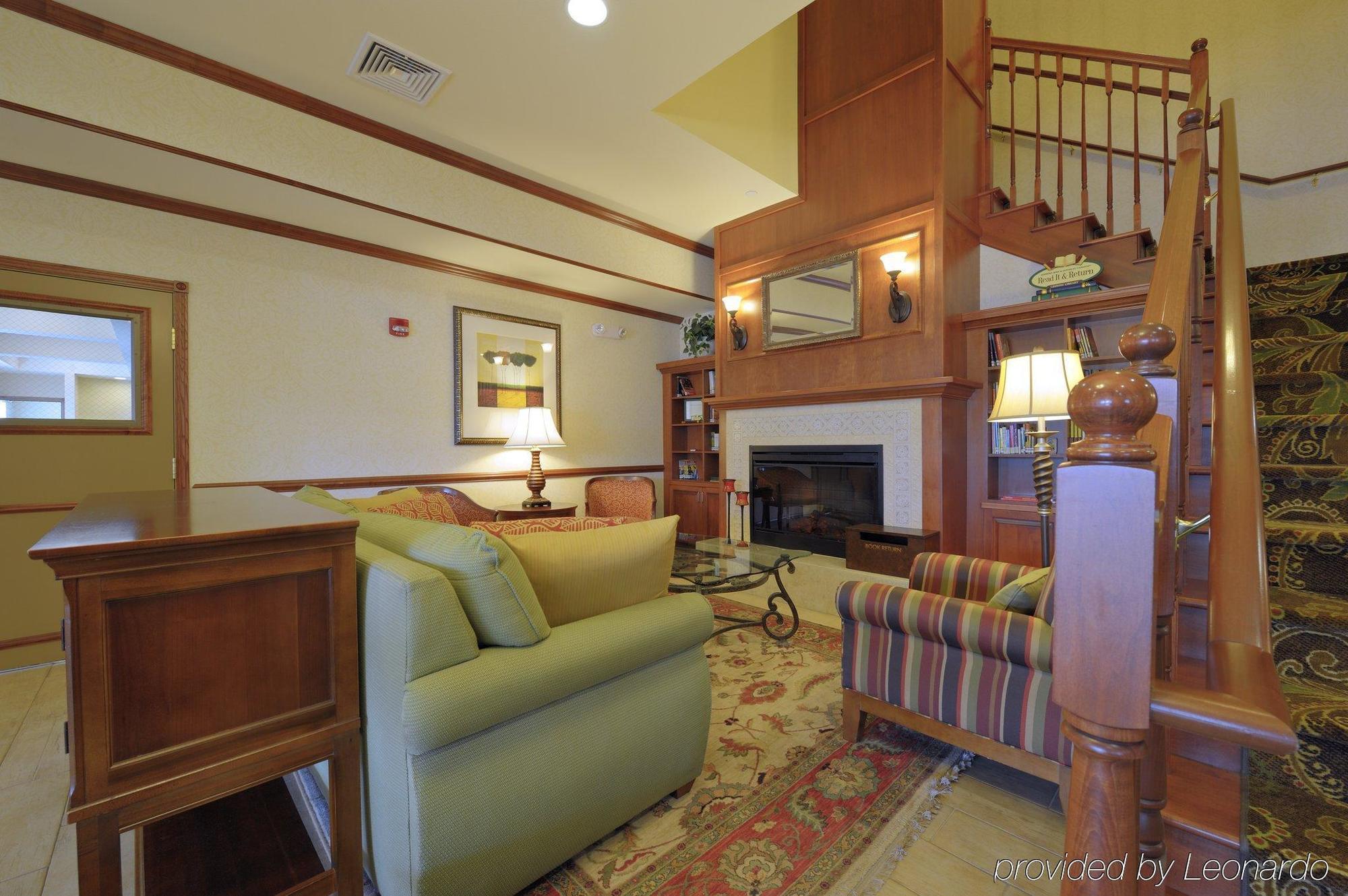 Country & By Radisson, At Meadowlands, Pa
