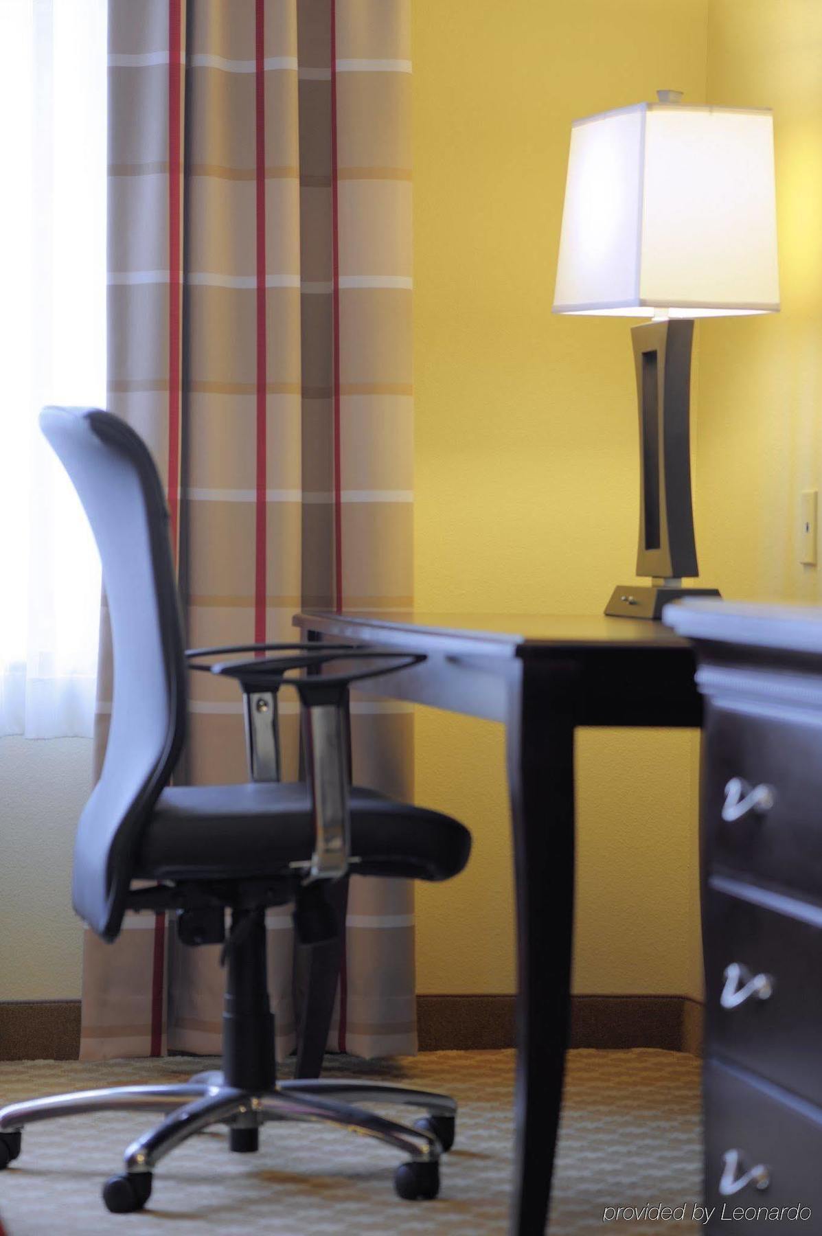 Country & By Radisson, At Meadowlands, Pa Hotel