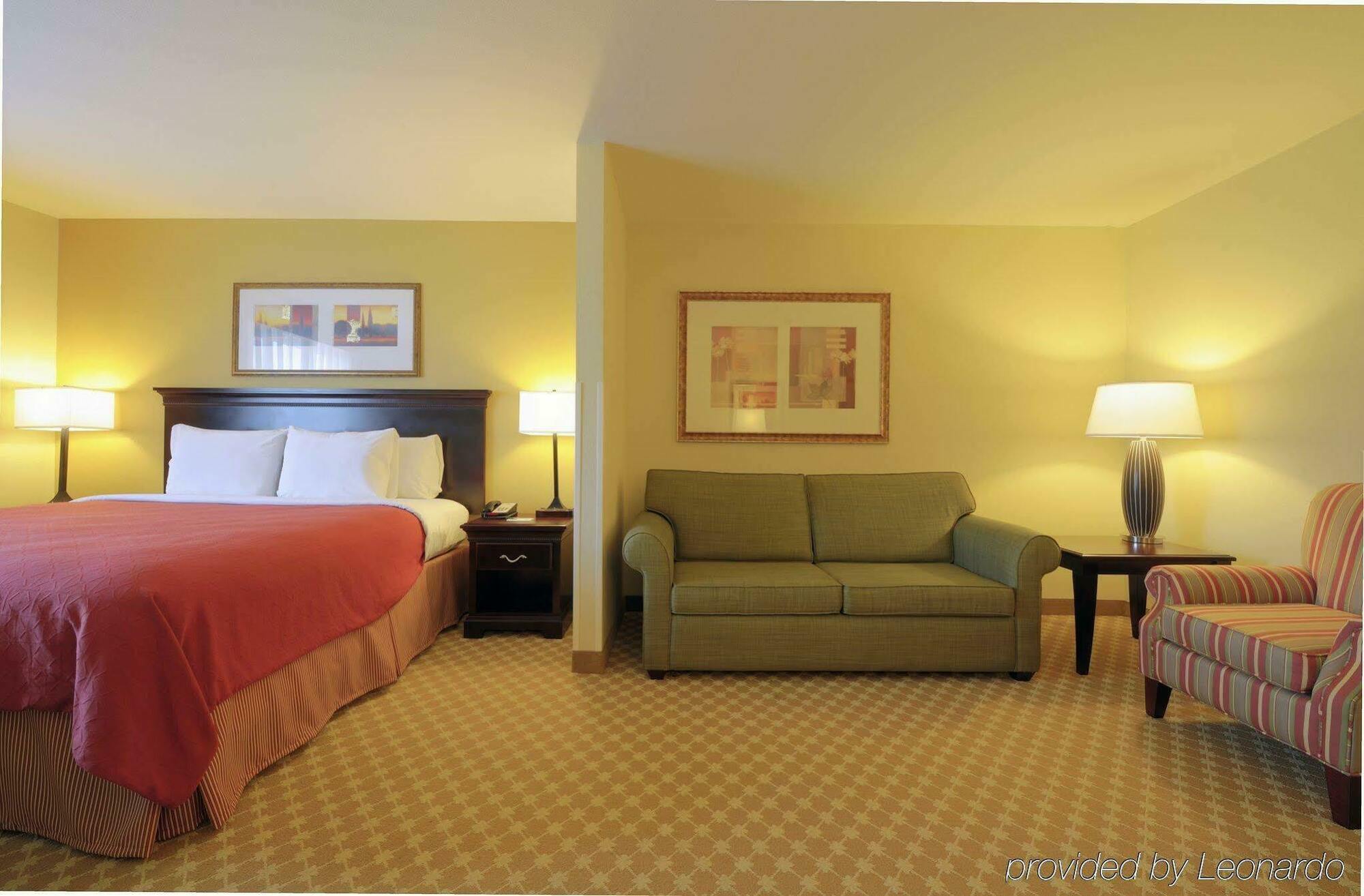 Country & By Radisson, At Meadowlands, Pa Hotel